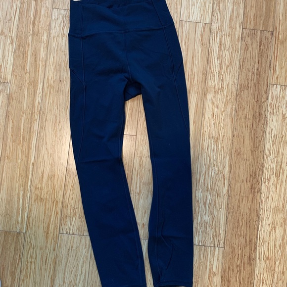 Lululemon in movement leggings - Picture 2 of 5